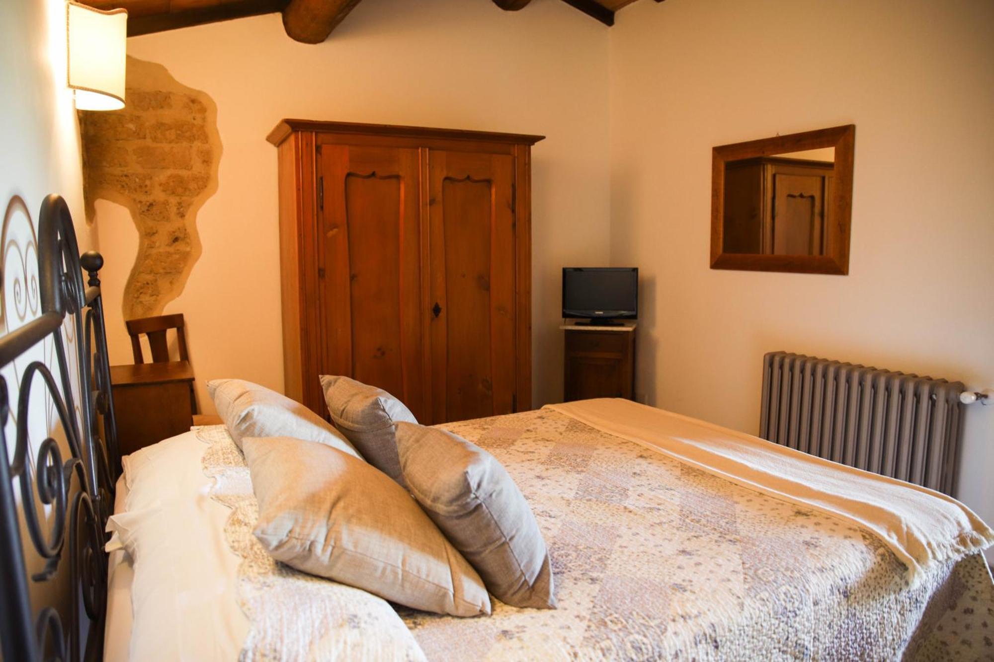 Country House Poggio Aione Casa de hóspedes Catabbio Exterior foto